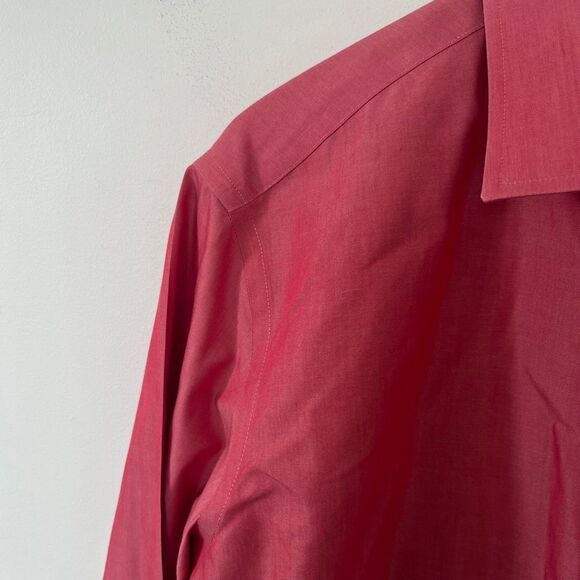 UNTUCKit MLB Series Boston Red Sox Cotton Wrinkle Free Button Down Shirt - Picture 7 of 11